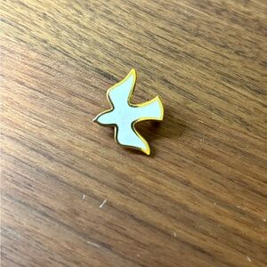 White dove pin